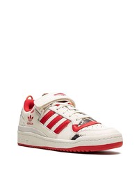 weiße und rote Leder niedrige Sneakers von adidas