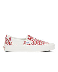 weiße und rote Slip-On Sneakers aus Segeltuch mit Karomuster