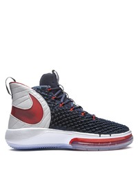 weiße und rote und dunkelblaue hohe Sneakers aus Segeltuch von Nike