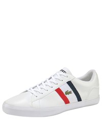 weiße und rote und dunkelblaue horizontal gestreifte niedrige Sneakers von Lacoste