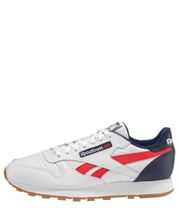 weiße und rote und dunkelblaue niedrige Sneakers von Reebok Classic