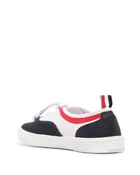 weiße und rote und dunkelblaue Segeltuch niedrige Sneakers von Thom Browne