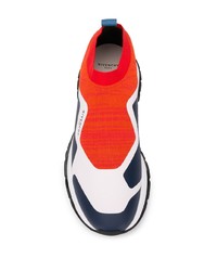 weiße und rote und dunkelblaue Sportschuhe von Givenchy