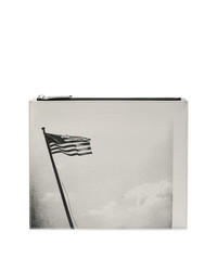 weiße und schwarze bedruckte Clutch Handtasche von Calvin Klein 205W39nyc
