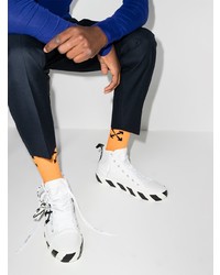 weiße und schwarze bedruckte hohe Sneakers aus Segeltuch von Off-White