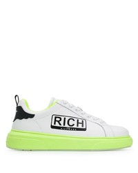 weiße und schwarze bedruckte Leder niedrige Sneakers von John Richmond