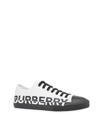 weiße und schwarze bedruckte Leder niedrige Sneakers von Burberry