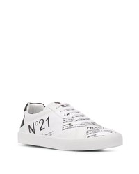 weiße und schwarze bedruckte Leder niedrige Sneakers von N°21