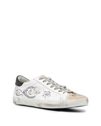 weiße und schwarze bedruckte Leder niedrige Sneakers von Golden Goose