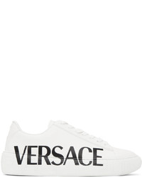 weiße und schwarze bedruckte Leder niedrige Sneakers von Versace