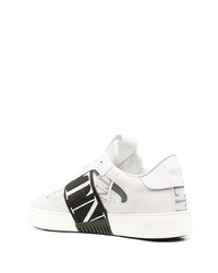 weiße und schwarze bedruckte Leder niedrige Sneakers von Valentino Garavani