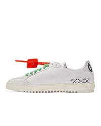 weiße und schwarze bedruckte Leder niedrige Sneakers von Off-White