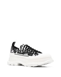 weiße und schwarze bedruckte Segeltuch niedrige Sneakers von Alexander McQueen