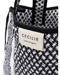 weiße und schwarze bedruckte Shopper Tasche aus Segeltuch von cecilie copenhagen