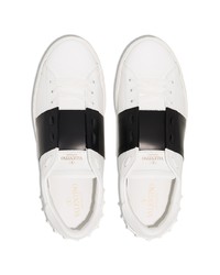 weiße und schwarze beschlagene Leder niedrige Sneakers von Valentino Garavani