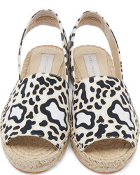 weiße und schwarze Espadrilles mit Leopardenmuster von Stella McCartney