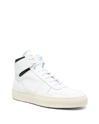 weiße und schwarze hohe Sneakers aus Leder von Common Projects