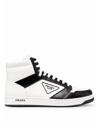 weiße und schwarze hohe Sneakers aus Leder von Prada