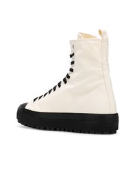 weiße und schwarze hohe Sneakers von Jil Sander