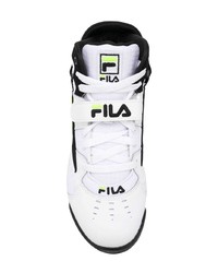 weiße und schwarze hohe Sneakers von Fila