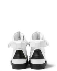 weiße und schwarze hohe Sneakers von Givenchy