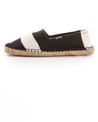 weiße und schwarze horizontal gestreifte Espadrilles von Soludos