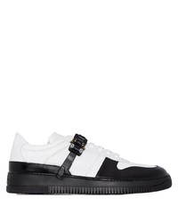 weiße und schwarze Leder niedrige Sneakers von 1017 Alyx 9Sm
