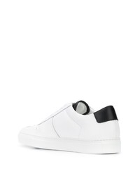 weiße und schwarze Leder niedrige Sneakers von Common Projects