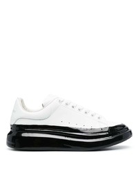 weiße und schwarze Leder niedrige Sneakers von Alexander McQueen