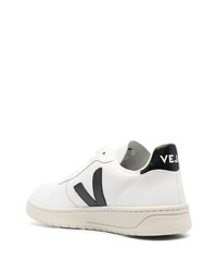 weiße und schwarze Leder niedrige Sneakers von Veja