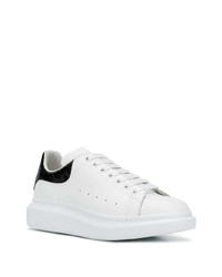 weiße und schwarze Leder niedrige Sneakers von Alexander McQueen