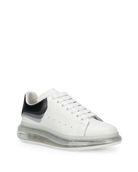 weiße und schwarze Leder niedrige Sneakers von Alexander McQueen