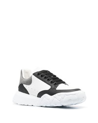 weiße und schwarze Leder niedrige Sneakers von Alexander McQueen