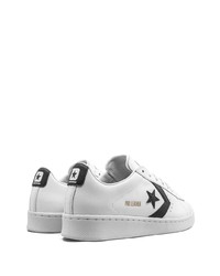 weiße und schwarze Leder niedrige Sneakers von Converse