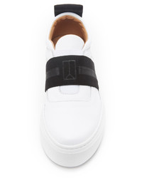 weiße und schwarze Leder niedrige Sneakers von Won Hundred