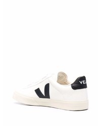 weiße und schwarze Leder niedrige Sneakers von Veja