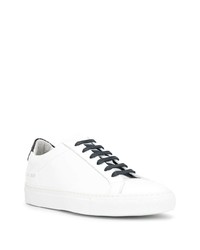 weiße und schwarze Leder niedrige Sneakers von Common Projects