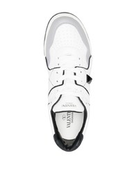 weiße und schwarze Leder niedrige Sneakers von Valentino Garavani