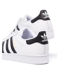 weiße und schwarze Leder niedrige Sneakers von adidas