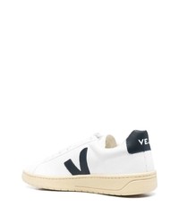 weiße und schwarze Leder niedrige Sneakers von Veja