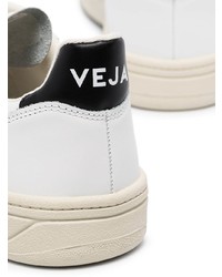 weiße und schwarze Leder niedrige Sneakers von Veja