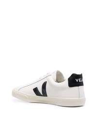 weiße und schwarze Leder niedrige Sneakers von Veja