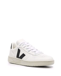 weiße und schwarze Leder niedrige Sneakers von Veja