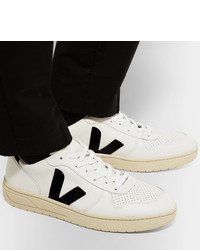 weiße und schwarze Leder niedrige Sneakers von Veja