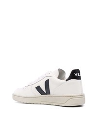 weiße und schwarze Leder niedrige Sneakers von Veja