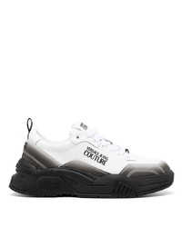 weiße und schwarze Leder niedrige Sneakers von VERSACE JEANS COUTURE