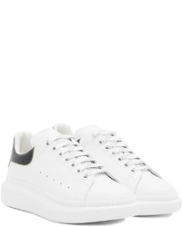 weiße und schwarze Leder niedrige Sneakers von Alexander McQueen