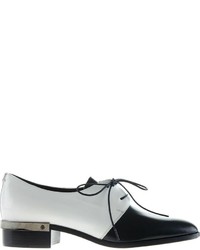 weiße und schwarze Leder Oxford Schuhe von Reed Krakoff