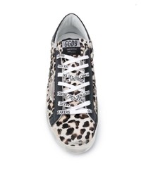 weiße und schwarze niedrige Sneakers mit Leopardenmuster von Golden Goose