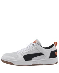 weiße und schwarze niedrige Sneakers von Puma